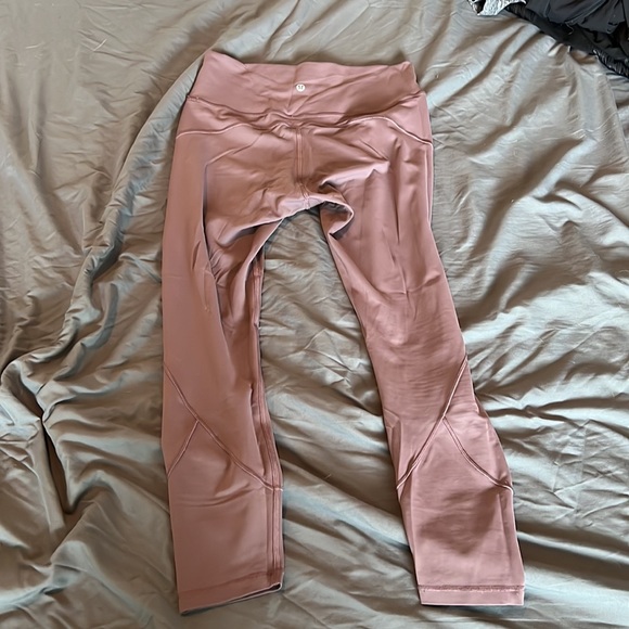 Lululemon In Movement Tights 25” size 10 - Picture 6 of 9